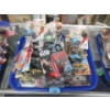 Image 1 : 16 Star Wars Figurines & Hot Wheels Cars