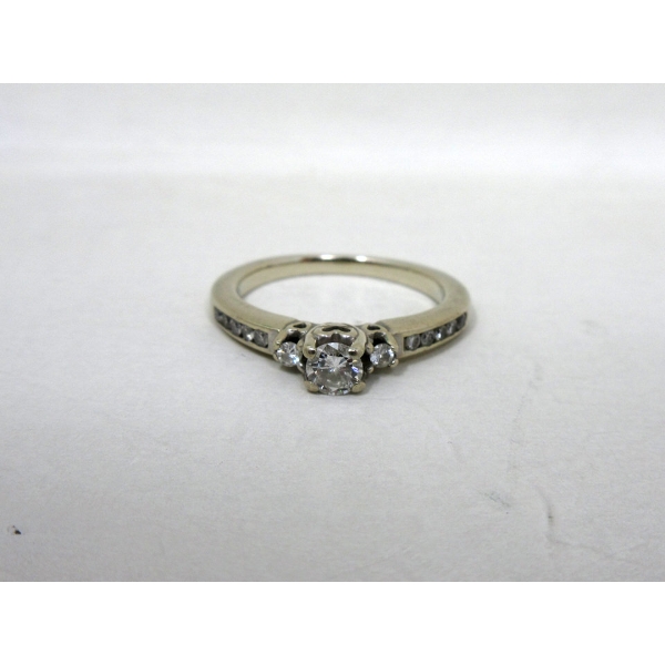 14 KT White Gold .36 CTW Diamond Ring