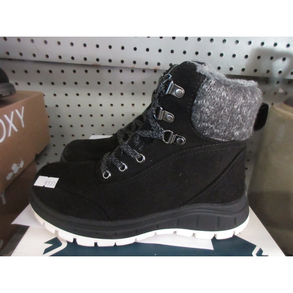 Girl's New Roxy Black RG Karmel Boots - Size 4