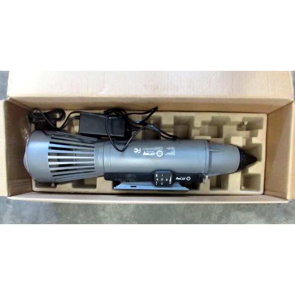 New Zray Aquajet Paddle Board Motor w/Charger