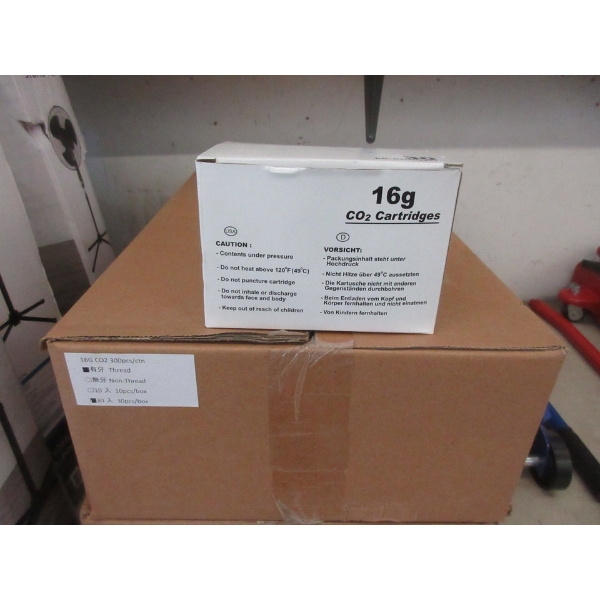 Case of 10 Boxes of 30 New Threaded Co2 Cartridges 