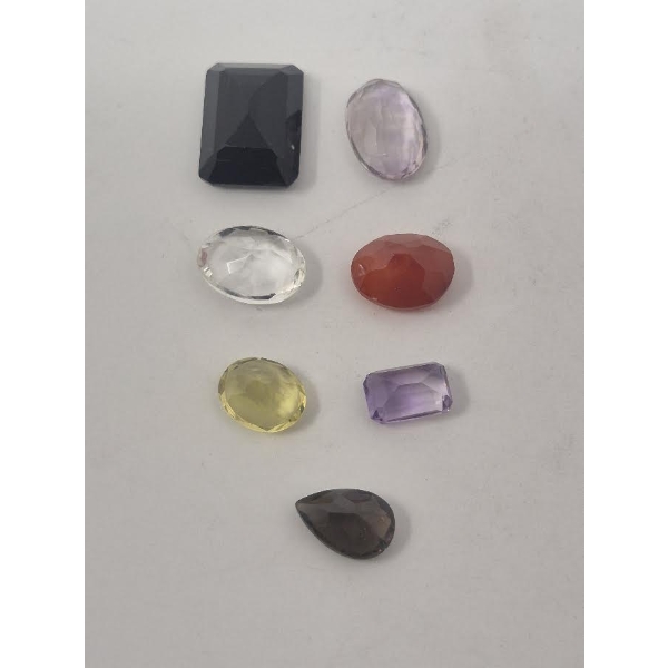 38.8 Carats Of Assorted Loose Gemstones