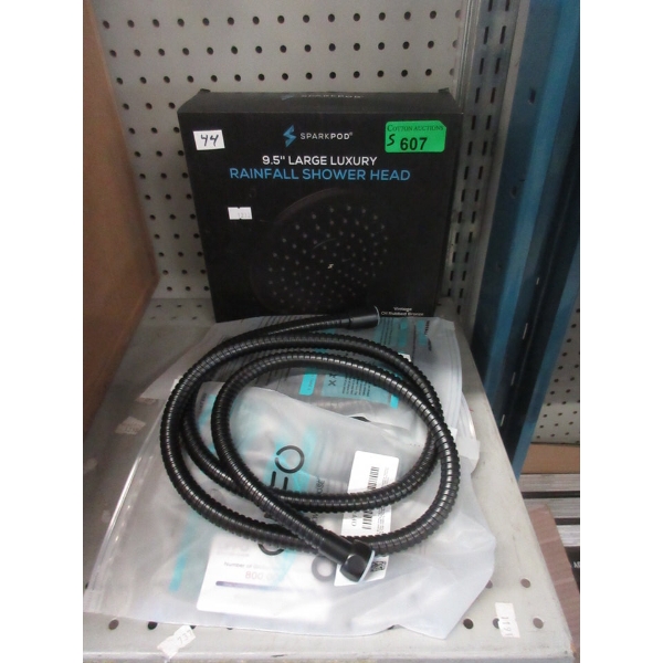 Spark Pod Rainfall Shower Head & 4 Hoses