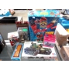 Image 1 : 9 Piece Lot of Models and Collectible Toys