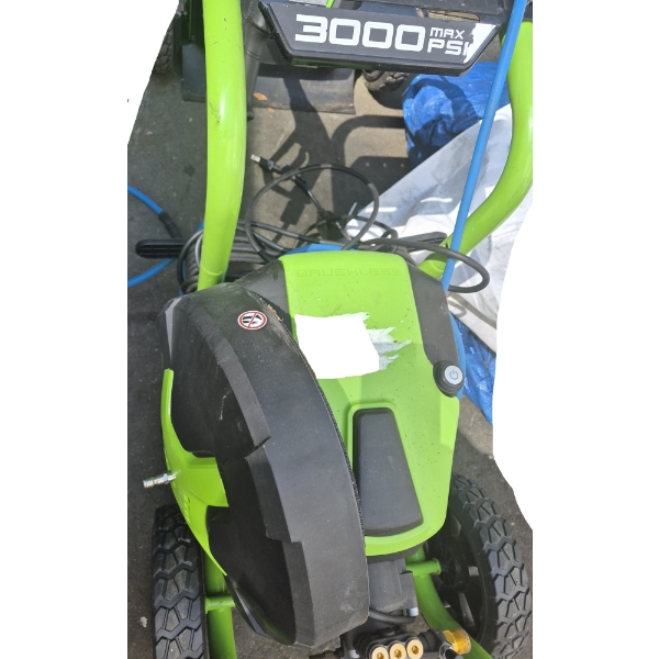 Customer Return Pressure Washer-Missing Parts