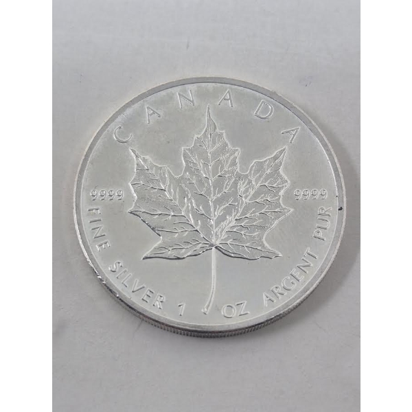 1 Oz .9999 Silver 2011 Canada Maple Leaf Coin 