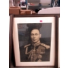 Image 3 : 3 Huge Images of English Monarchs & 1 Red Ryder Gun