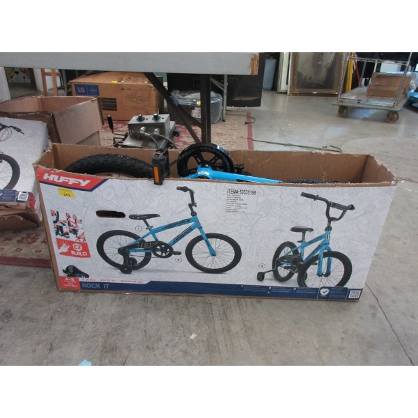 Huffy "Rock It" 18" Child's Bike - For Ages 4-8