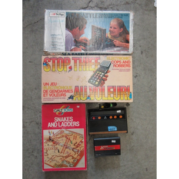 Atari Flashback & 3 Vintage Board Games