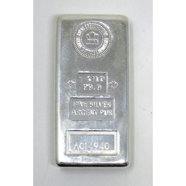 1 Kilo .999 Silver Royal Canadian Mint Bar 