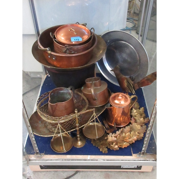 10+ Pcs. Lot of Vintage Metal Collectibles & Decor