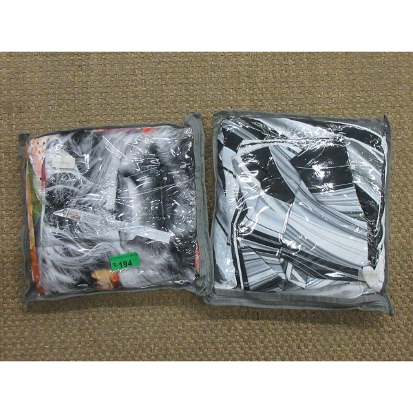 2 Assorted King Size Duvet Cover Sets 