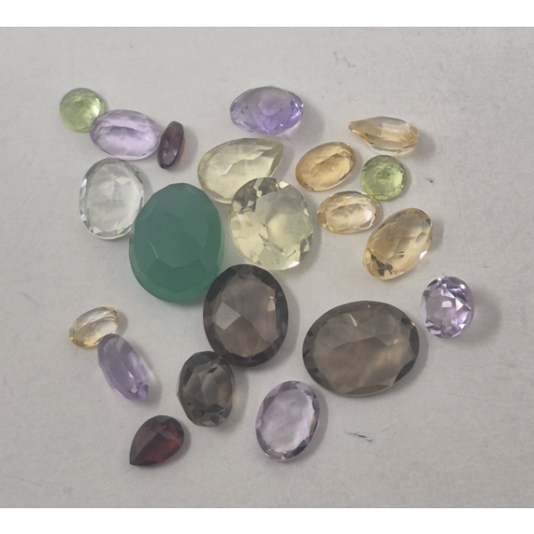 25 Carats Assorted Loose Gemstones 