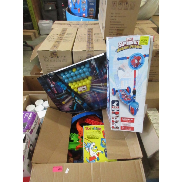 Box Lot of Spidey Scooter, Foam Ball Gun & Lots of Track