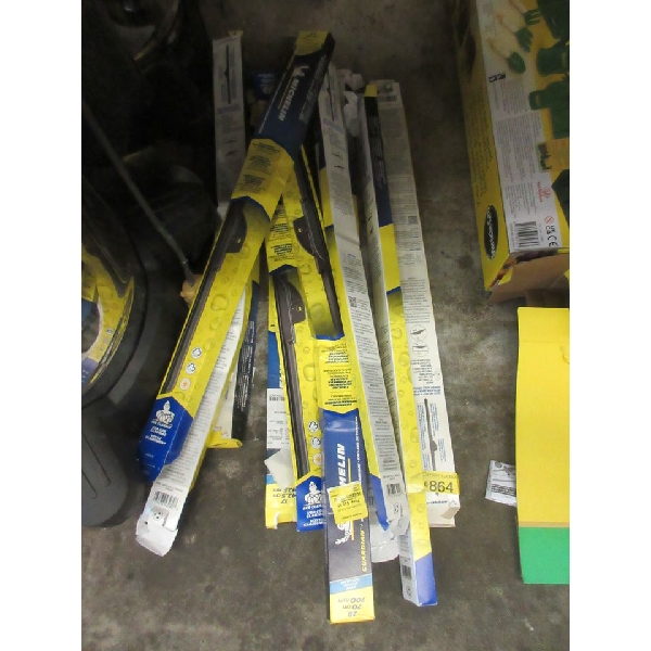 10 Assorted Michelin Windshield Wiper Blades