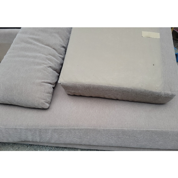Customer Return Beige Fabric Sofa