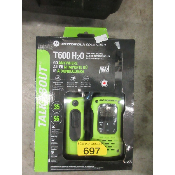 Motorola T600 H20 Two-Way Radio Set