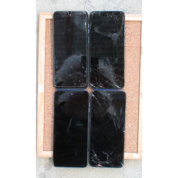 4 Preowned Motorola Moto G Play Smartphones