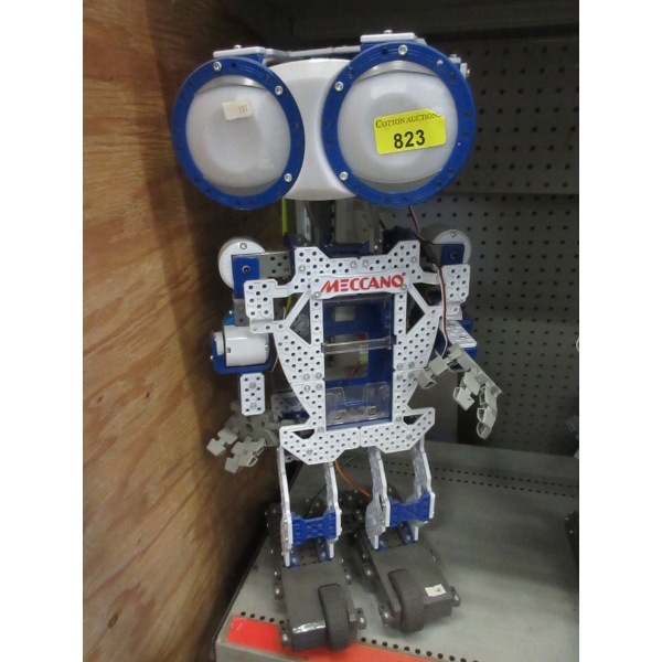 24" Meccano Mechanized Robot 