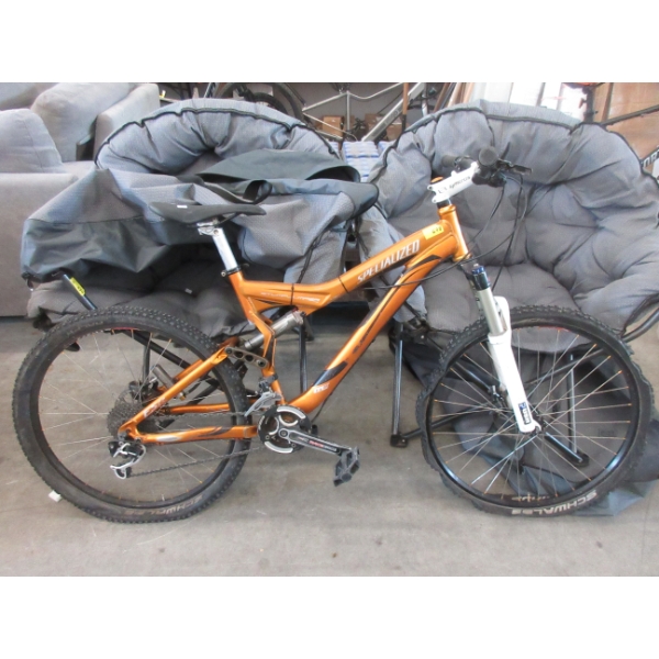 Specialized Stump Jumper 18 Speed Mountain Bike