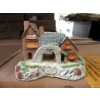 Image 6 : Large Tote of Lilliput Lane & Other Buildings