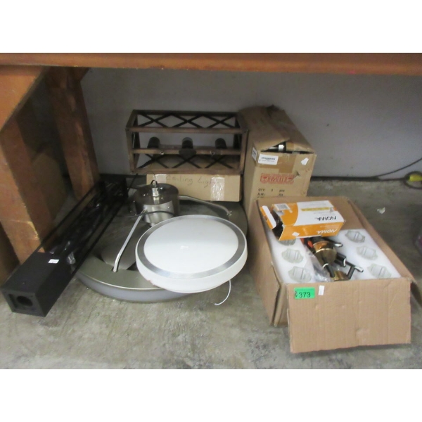 8 Piece Lot of Lighting Fixtures and Bulbs