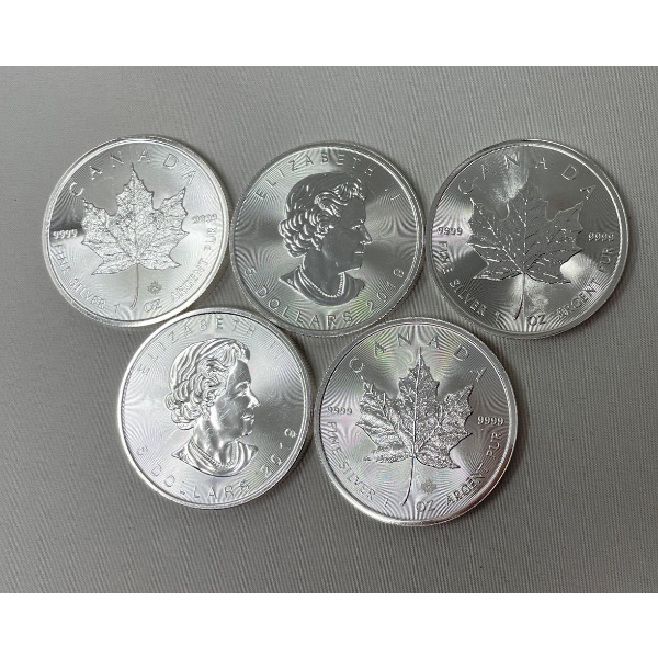 5 x 1 Oz .9999 Silver Maple Leaf Coins