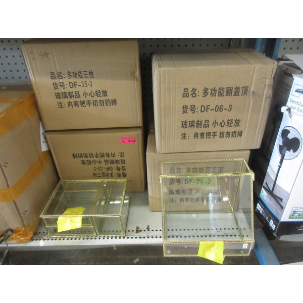 2 Sets of 2 Acrylic Cosmetics Boxes with Gold Edges