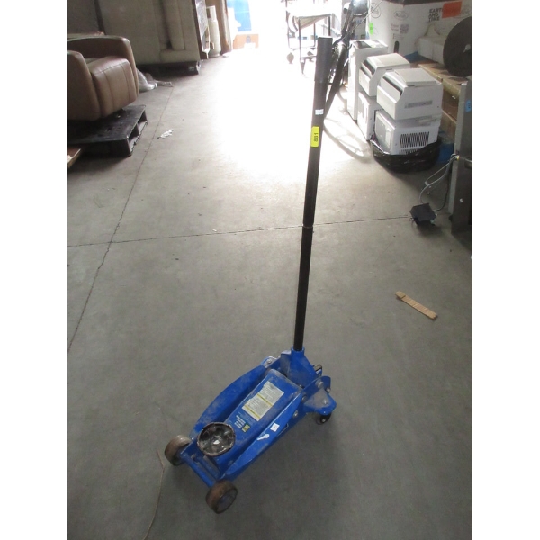 Power Fist Speed-Lift Floor Jack