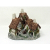 Image 4 : 5 David Winter Cottages and Buildings Collectibles