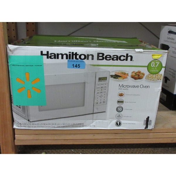 Hamilton Beach 0.7 Cu Ft  Microwave Oven in Box
