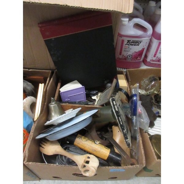 Large Box of Assorted Vintage & Other Collectibles 