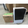 Image 1 : Compact Humidifier & Hand Held Steam Cleaner