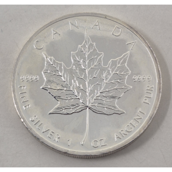 1 Oz .9999 Silver 2011 Canada Maple Leaf Coin 