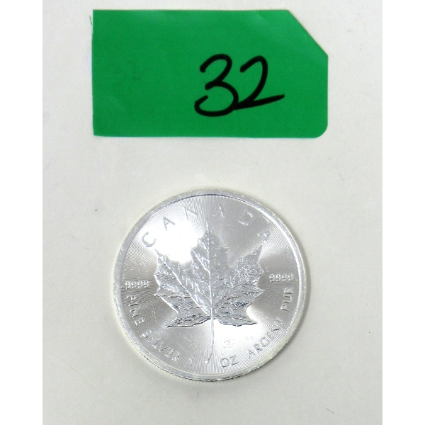 1 Oz .9999 Silver 2014 Maple Leaf Coin 