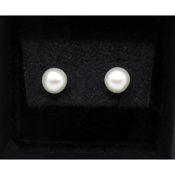 New 10 KT Gold 3 CT Freshwater Pearl Earrings