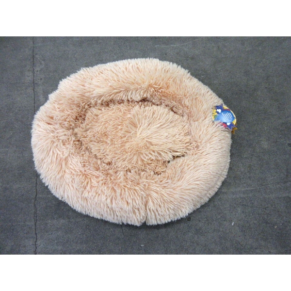 4 New Show & Tail Oval Washable Pet Beds