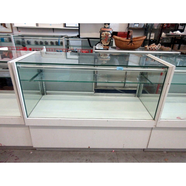 Floor Standing Glass Showcase with Lighting