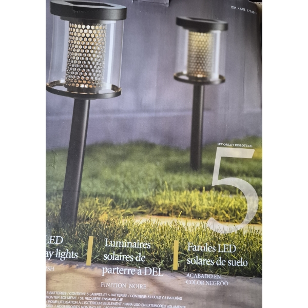 Customer Return Set of LED Pathway Lights 