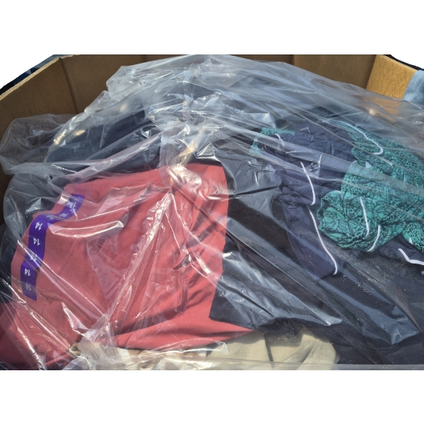 Partial Pallet of Mixed Customer Return Clothing