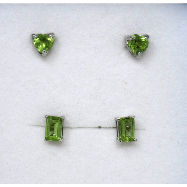 2 Pairs of Sterling Silver 0.50 CTW Peridot Earrings