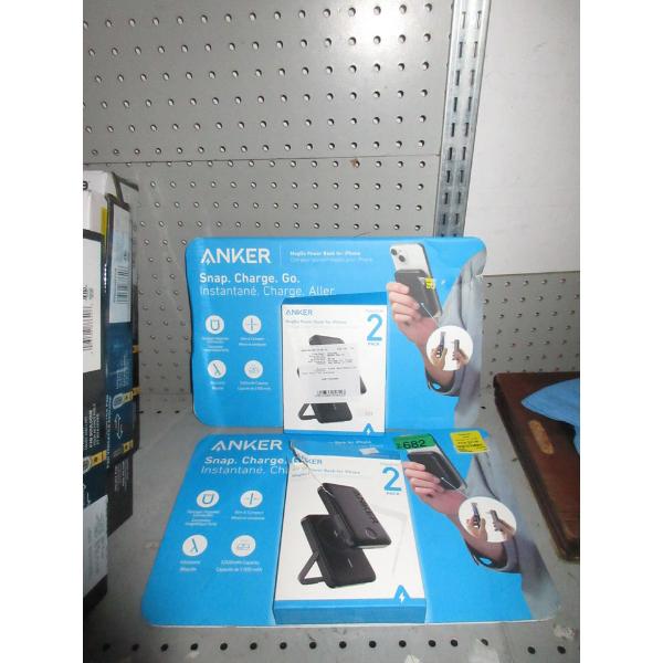 2 Packs of 2 Anker MagGo Power Banks for iPhone
