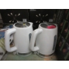 Image 1 : 2 White Cordless Electric Tea Kettles - No Boxes