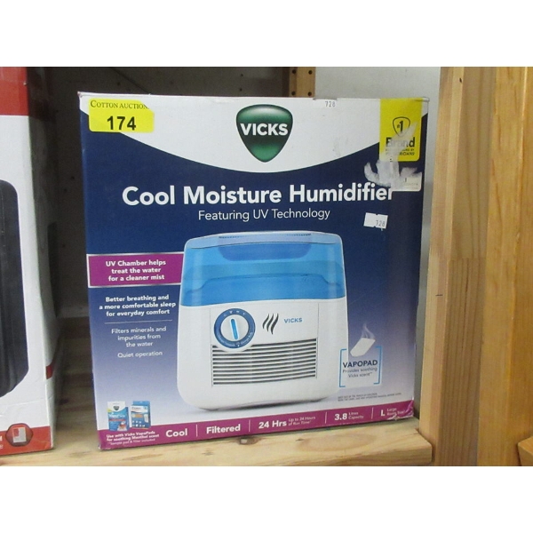 Vicks Cool Moisture Humidifier - UV Tech