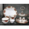 Image 1 : 6 Royal Albert "Old Country Roses" Serve Ware