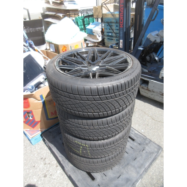 Set of 4 Continental Extreme Contact Tires on Rims