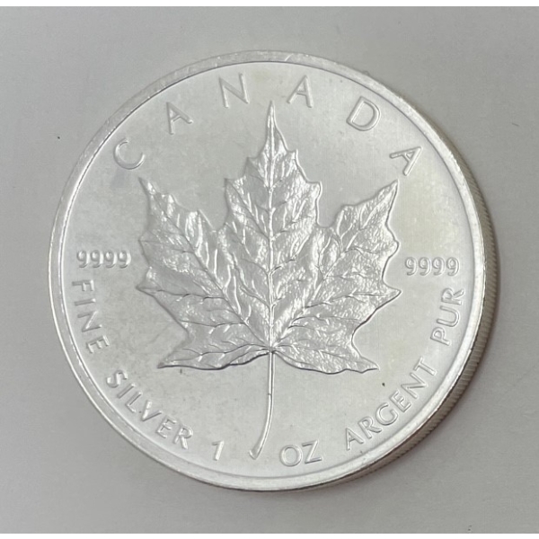 1 Oz .9999 Silver 2011 Canada Maple Leaf Coin 