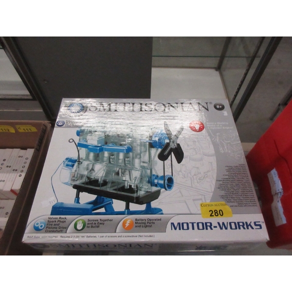 Smithsonian Motor-Works 4 Cylinder Engine Toy