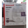 Image 1 : Honeywell Mini Mist Cool Mist Humidifier - White