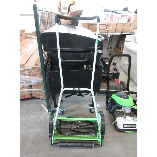 Greenworks Manual Lawn Mower